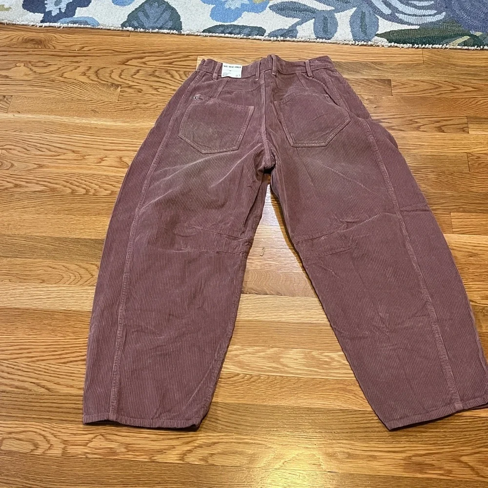 Free People We The Free Good Luck Mid-Rise Cord Barrel Jeans 27 NWT